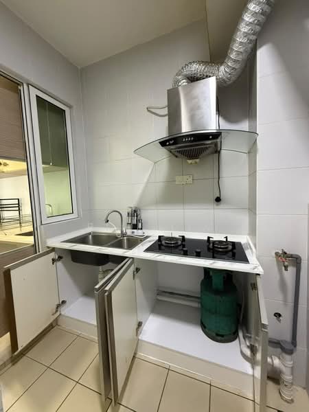 Condominium for Rent at Scenaria @ North Kiara Hills - Bill Lim - Kitchen - PropertyGuru.com.my
