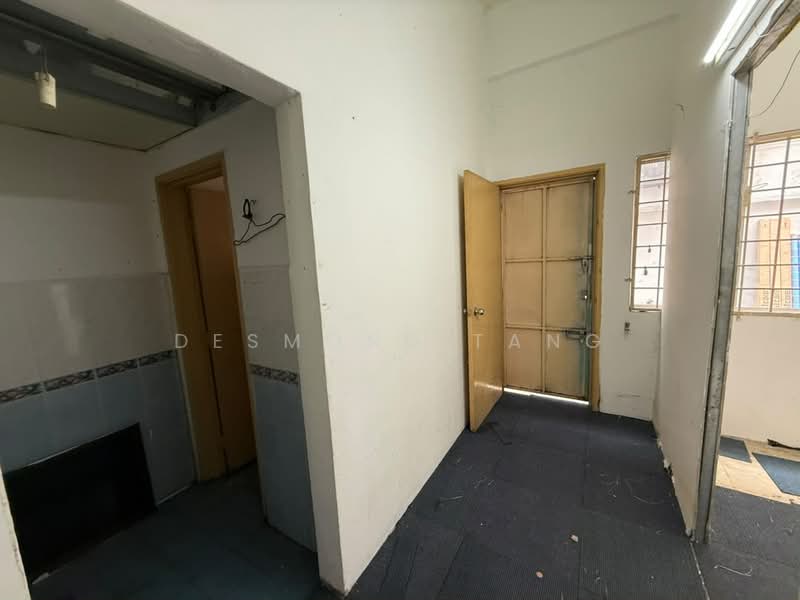 Shop / Office for Rent in Batu Caves (Selangor) - Desmond Tang - Interior - PropertyGuru.com.my