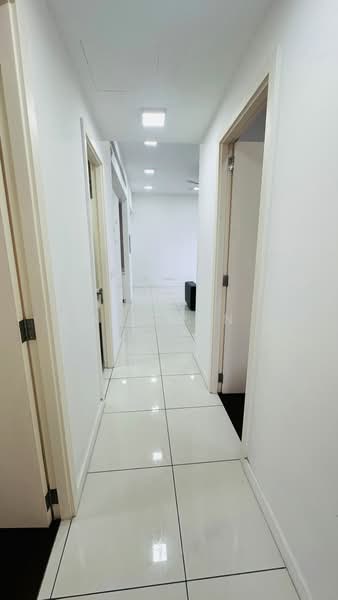 Condominium for Rent at The Veo - Kai Yin - Corridor - PropertyGuru.com.my