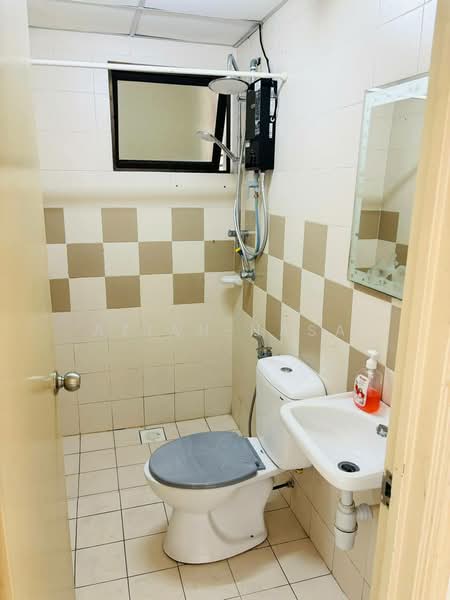 Condominium for Sale at Royal Domain Sri Putramas 2 - Azian Nasa - PropertyGuru.com.my
