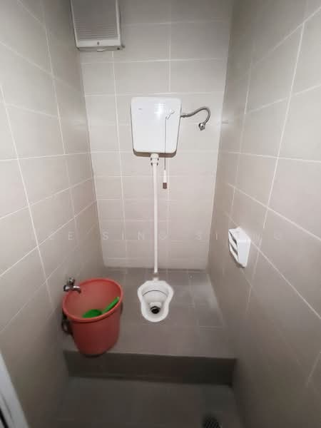 Shop for Rent in Puncak Alam (Selangor) - Lee Sing Siong - Bathroom - PropertyGuru.com.my