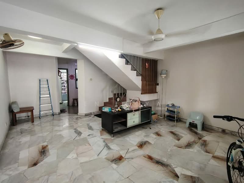 Rumah Teres 2-Tingkat untuk Dijual di Bandar Menjalara (Kuala Lumpur) - Tien Ee Yap - Living Room - PropertyGuru.com.my