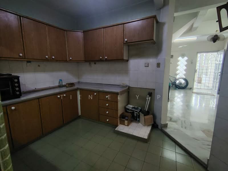 Rumah Teres 2-Tingkat untuk Dijual di Bandar Menjalara (Kuala Lumpur) - Tien Ee Yap - Kitchen - PropertyGuru.com.my