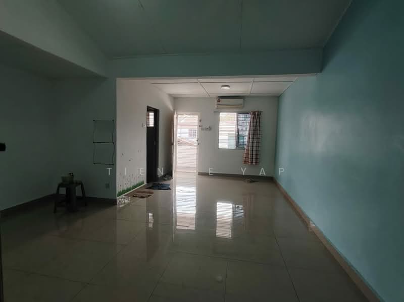 Rumah Teres 2-Tingkat untuk Dijual di Bandar Menjalara (Kuala Lumpur) - Tien Ee Yap - Living Room - PropertyGuru.com.my