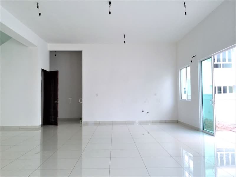 Semi-Detached House for Sale in Ambang Botanic (Klang) - Tony Ngan - Living Room - PropertyGuru.com.my