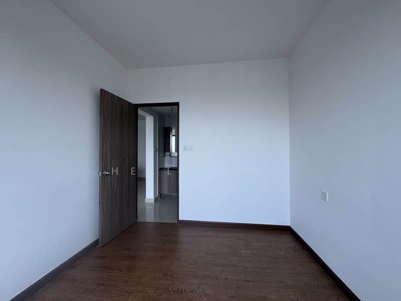 Kediaman Servis untuk Dijual di Country Garden Central Park - Healer Lau - PropertyGuru.com.my