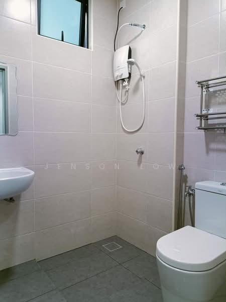 Service Residence for Rent at B11 Parkland Residence - Jenson Low - Bathroom - PropertyGuru.com.my