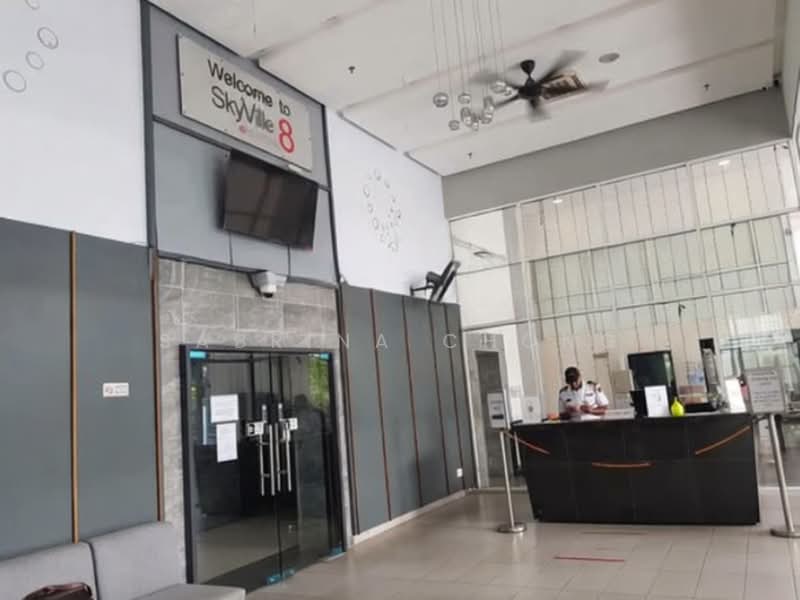 Servis Apartment untuk Dijual di SkyVille 8 @ Benteng 8 - Sabrina Chong - Entrance - PropertyGuru.com.my
