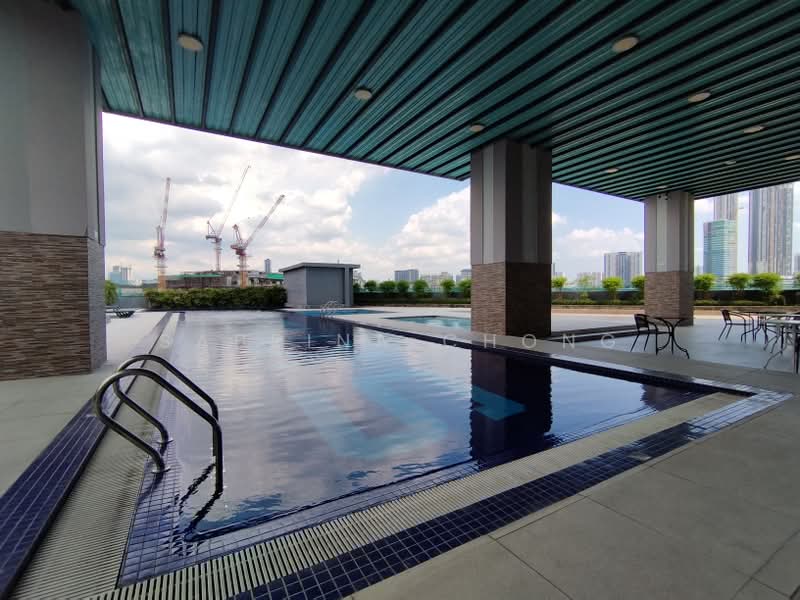 Servis Apartment untuk Dijual di SkyVille 8 @ Benteng 8 - Sabrina Chong - Pool - PropertyGuru.com.my