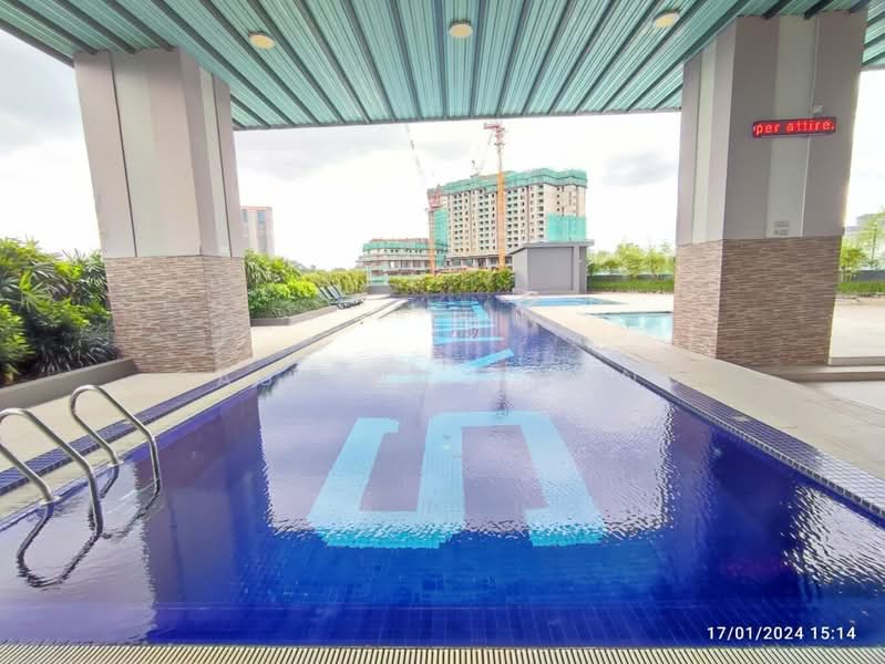 Servis Apartment untuk Dijual di SkyVille 8 @ Benteng 8 - Sabrina Chong - Pool - PropertyGuru.com.my