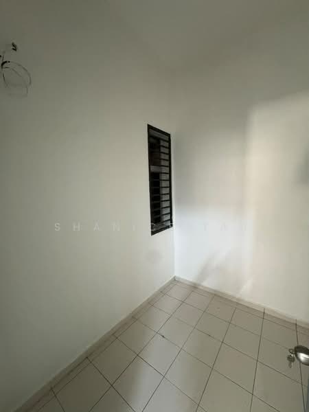 Pangsapuri untuk Dijual di Villa Krystal Apartment - Shanice Tan - Interior - PropertyGuru.com.my