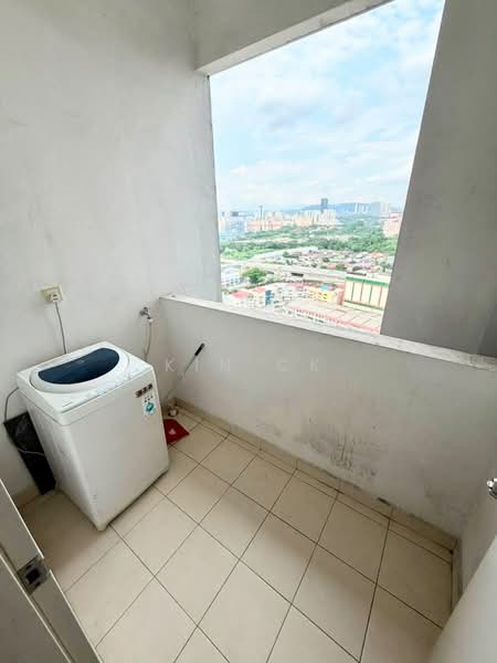 Condominium for Rent at The Vyne - Kin CK - Balcony - PropertyGuru.com.my