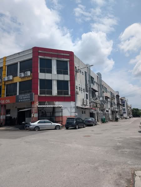Shop / Office for Sale in Pusat Bandar Puchong (Puchong) - Sam Thoo - Exterior - PropertyGuru.com.my