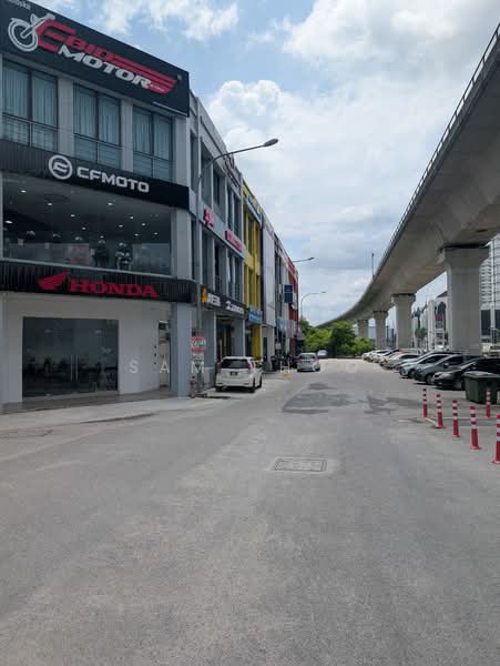 Shop / Office for Sale in Pusat Bandar Puchong (Puchong) - Sam Thoo - Exterior - PropertyGuru.com.my