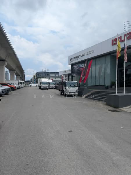 Shop / Office for Sale in Pusat Bandar Puchong (Puchong) - Sam Thoo - Exterior - PropertyGuru.com.my