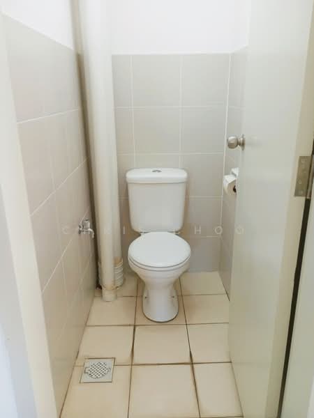 Pangsapuri untuk Disewa di Simfoni @ Eco Majestic - Chris Choo - Bathroom - PropertyGuru.com.my
