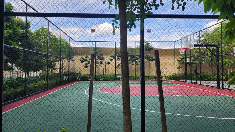 Servis Apartment untuk Disewa di The Era @ Duta North - Maggie Yeo - Basketball Court - PropertyGuru.com.my