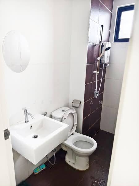 Condominium for Rent at Skyview Residence - Jerry Tan - Bathroom - PropertyGuru.com.my