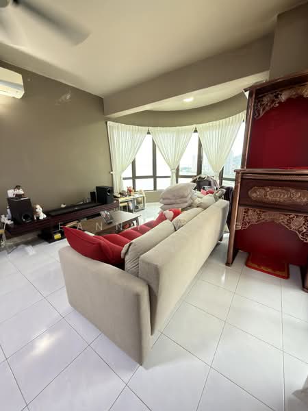 Condominium for Sale at Twin Towers - Fanny Wong - Living Room - PropertyGuru.com.my