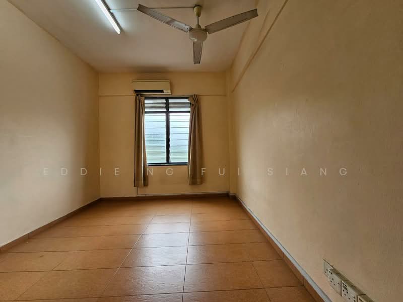 Apartment for Rent at Taman Lagenda Mas - Eddie Ng Fui Siang - Interior - PropertyGuru.com.my