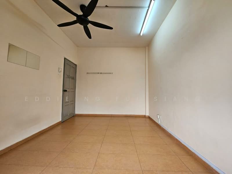 Apartment for Rent at Taman Lagenda Mas - Eddie Ng Fui Siang - Interior - PropertyGuru.com.my