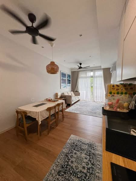 Pangsapuri untuk Dijual di Camellia Residence - C.T Chong - Living Room - PropertyGuru.com.my