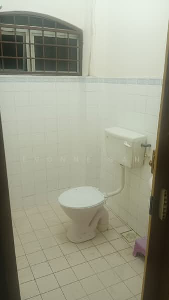 Rumah Teres 2 Tingkat untuk Dijual di Kajang (Selangor) - Evonne Gan - Bathroom - PropertyGuru.com.my