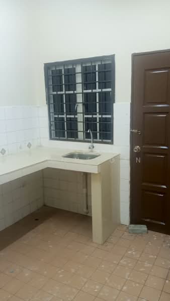 Rumah Teres 2 Tingkat untuk Dijual di Kajang (Selangor) - Evonne Gan - Kitchen - PropertyGuru.com.my