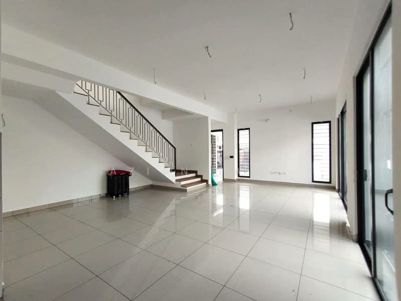 Rumah Teres 2-Tingkat untuk Dijual di Elmina (Shah Alam) - Azian Nasa - PropertyGuru.com.my
