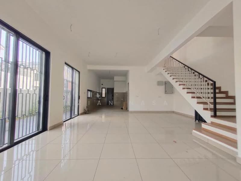 Rumah Teres 2-Tingkat untuk Dijual di Elmina (Shah Alam) - Azian Nasa - PropertyGuru.com.my