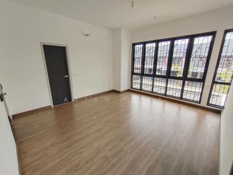 Rumah Teres 2-Tingkat untuk Dijual di Elmina (Shah Alam) - Azian Nasa - PropertyGuru.com.my