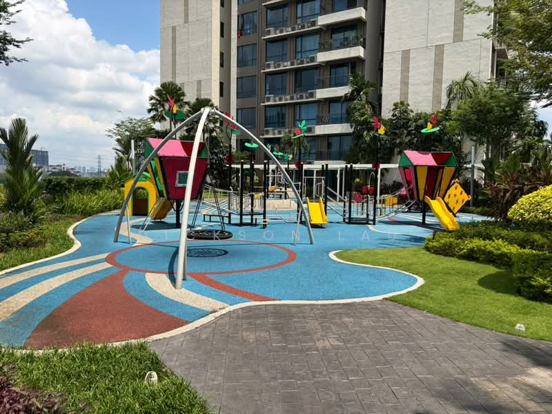 Servis Apartment untuk Disewa di Aradia Residence @ Lake City KL North - Dickson Lau - Exterior - PropertyGuru.com.my