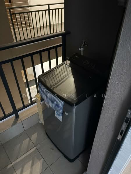 Servis Apartment untuk Disewa di Aradia Residence @ Lake City KL North - Dickson Lau - Balcony - PropertyGuru.com.my