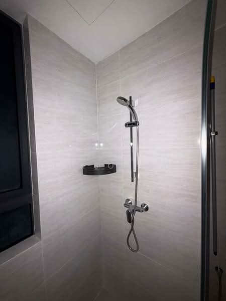 Servis Apartment untuk Disewa di Aradia Residence @ Lake City KL North - Dickson Lau - Bathroom - PropertyGuru.com.my