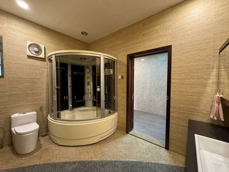 Semi-Detached House for Sale in Taman Impian Emas (Skudai) - Shirley Pang - Bathroom - PropertyGuru.com.my