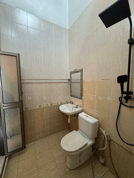Semi-Detached House for Sale in Taman Impian Emas (Skudai) - Shirley Pang - Bathroom - PropertyGuru.com.my