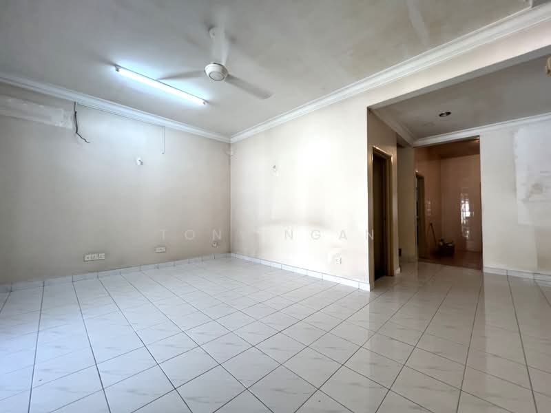 Terraced House for Sale in Bandar Botanic (Klang) - Tony Ngan - Living Room - PropertyGuru.com.my
