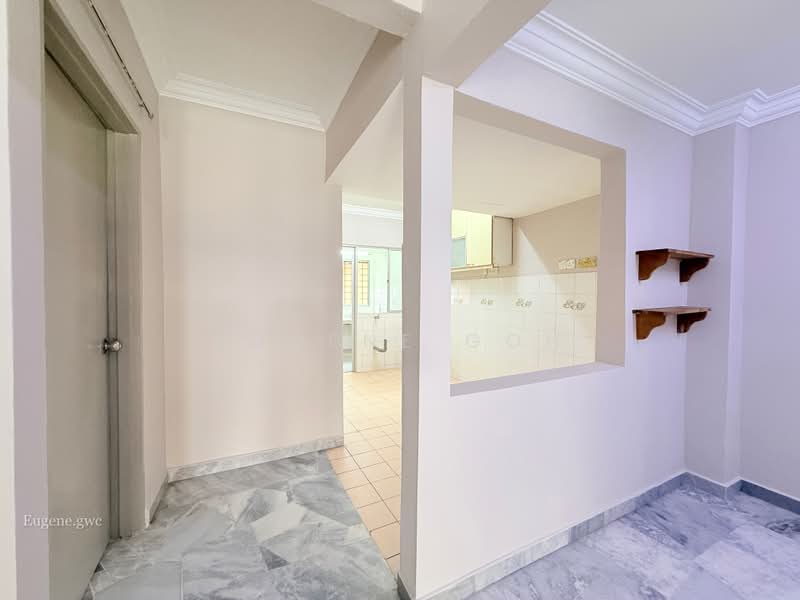 Rumah Teres 2 Tingkat untuk Dijual di Bandar Country Homes (Rawang) - Eugene Goh - Ground Floor Room & Kitchen - PropertyGuru.com.my