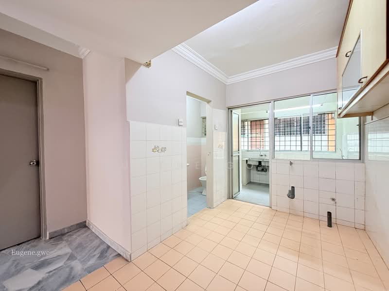 Rumah Teres 2 Tingkat untuk Dijual di Bandar Country Homes (Rawang) - Eugene Goh - Kitchen - PropertyGuru.com.my