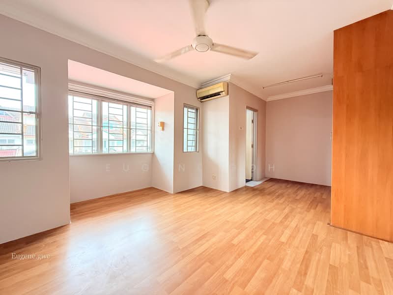 Rumah Teres 2 Tingkat untuk Dijual di Bandar Country Homes (Rawang) - Eugene Goh - Master Room - PropertyGuru.com.my