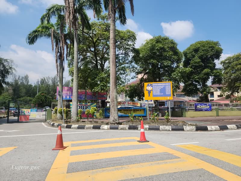 Rumah Teres 2 Tingkat untuk Dijual di Bandar Country Homes (Rawang) - Eugene Goh - SMK Taman Desa 2 - PropertyGuru.com.my