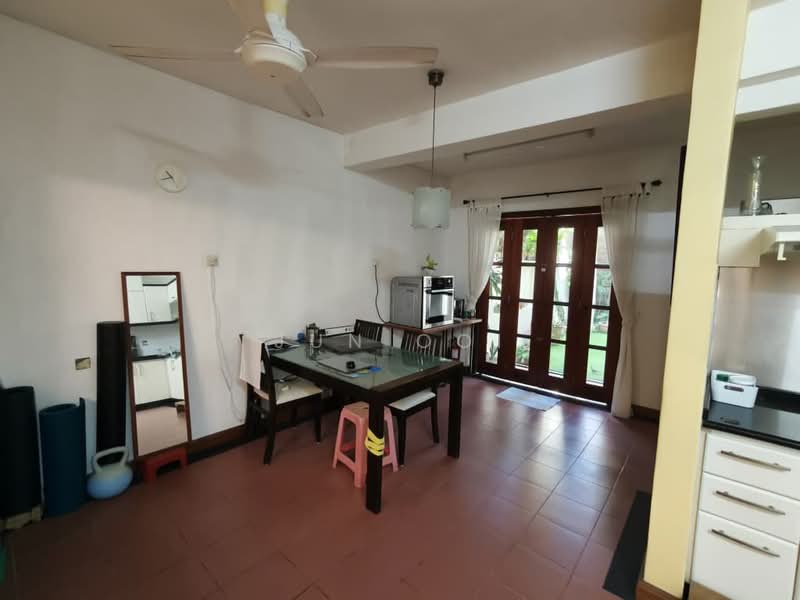 3-storey Terraced House for Sale in Sungai Ara (Penang) - Jun Ooi - Dining Room - PropertyGuru.com.my