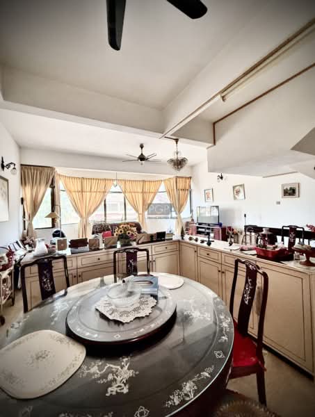 Rumah Teres 3-Tingkat untuk Dijual di Batu Ferringhi (Penang) - Cheryl Chng - Dining Room - PropertyGuru.com.my
