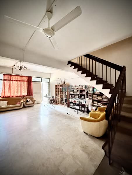 Rumah Teres 3-Tingkat untuk Dijual di Batu Ferringhi (Penang) - Cheryl Chng - Living Room - PropertyGuru.com.my