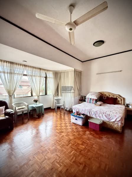 Rumah Teres 3-Tingkat untuk Dijual di Batu Ferringhi (Penang) - Cheryl Chng - Bedroom - PropertyGuru.com.my