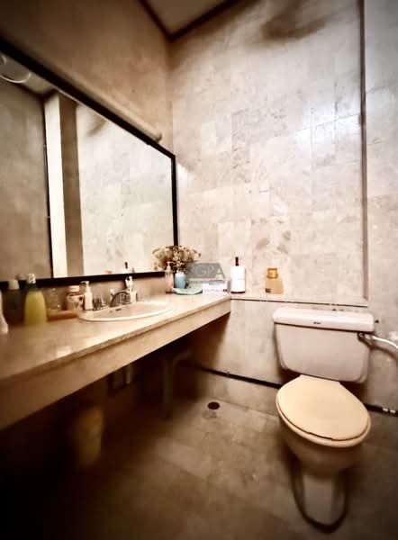 Rumah Teres 3-Tingkat untuk Dijual di Batu Ferringhi (Penang) - Cheryl Chng - Bathroom - PropertyGuru.com.my