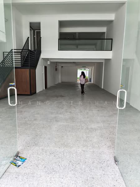 Shop / Office for Rent in Petaling Jaya (Selangor) - Shang Ren Hang - Entrance - PropertyGuru.com.my