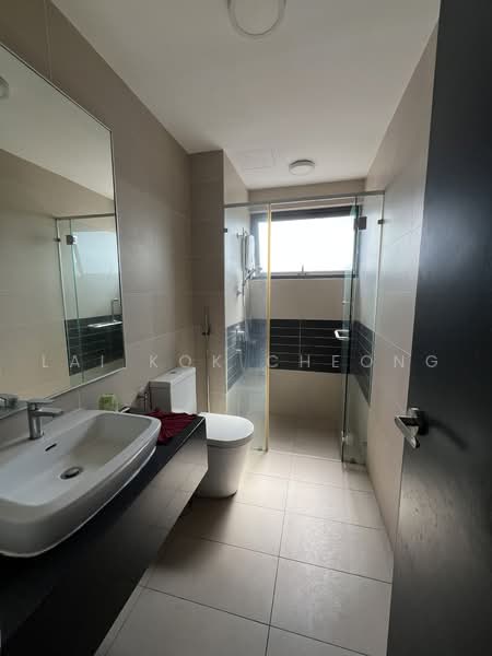 Service Residence for Sale at The Link 2 @ Bukit Jalil (Serviced Residences) - Lai Kok Cheong - Bathroom - PropertyGuru.com.my