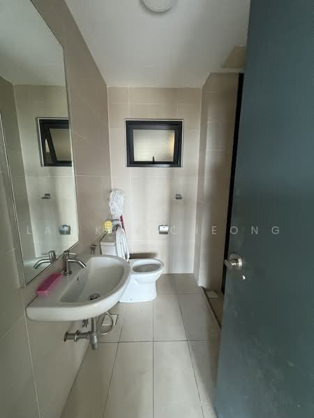 Service Residence for Sale at The Link 2 @ Bukit Jalil (Serviced Residences) - Lai Kok Cheong - Bathroom - PropertyGuru.com.my
