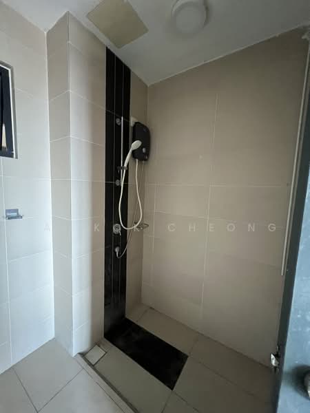 Service Residence for Sale at The Link 2 @ Bukit Jalil (Serviced Residences) - Lai Kok Cheong - Bathroom - PropertyGuru.com.my